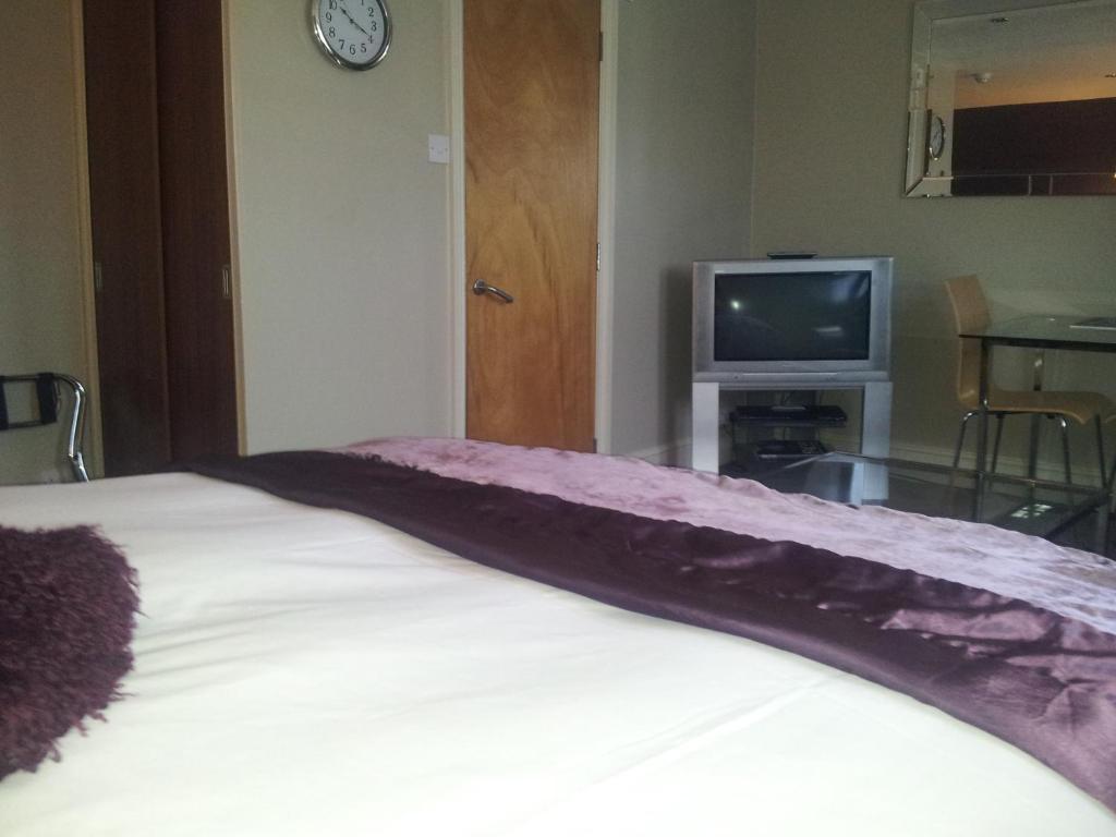 Amherst Brighton Luaran gambar